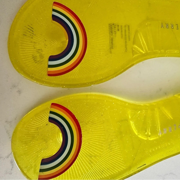 Katy Perry Women's The Geli Ankle Strap Sandal Flat Size: 8 Rainbow Pride - Picture 3 of 5